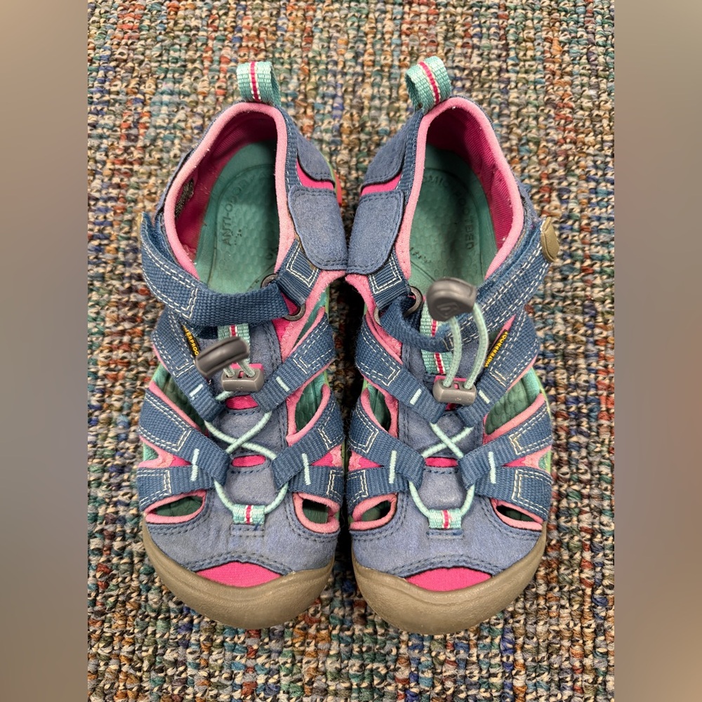 Keen Girls’ Seacamp II CNX Outdoor Sandals